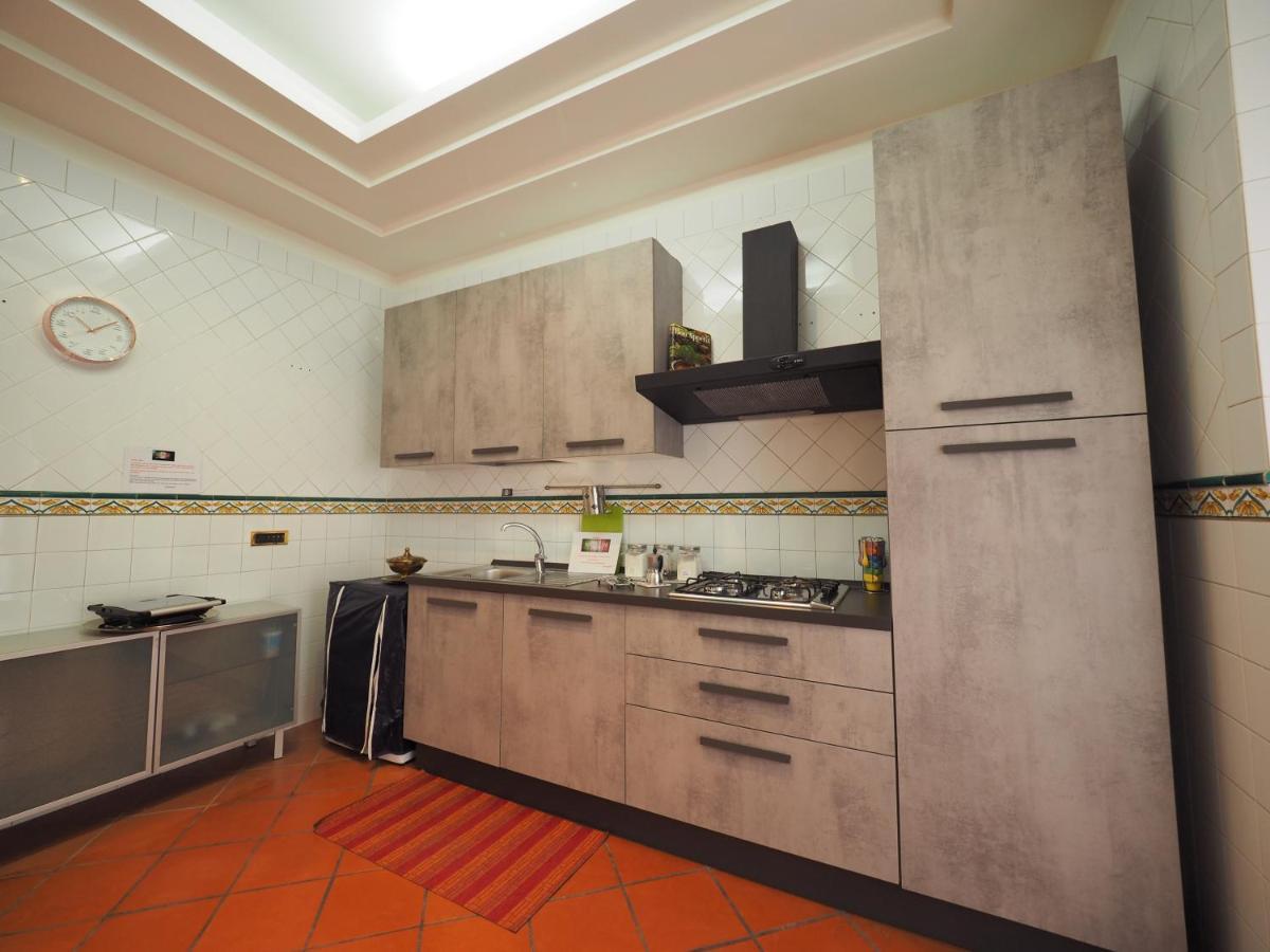 Rosaroll70 Villa Наполи Екстериор снимка